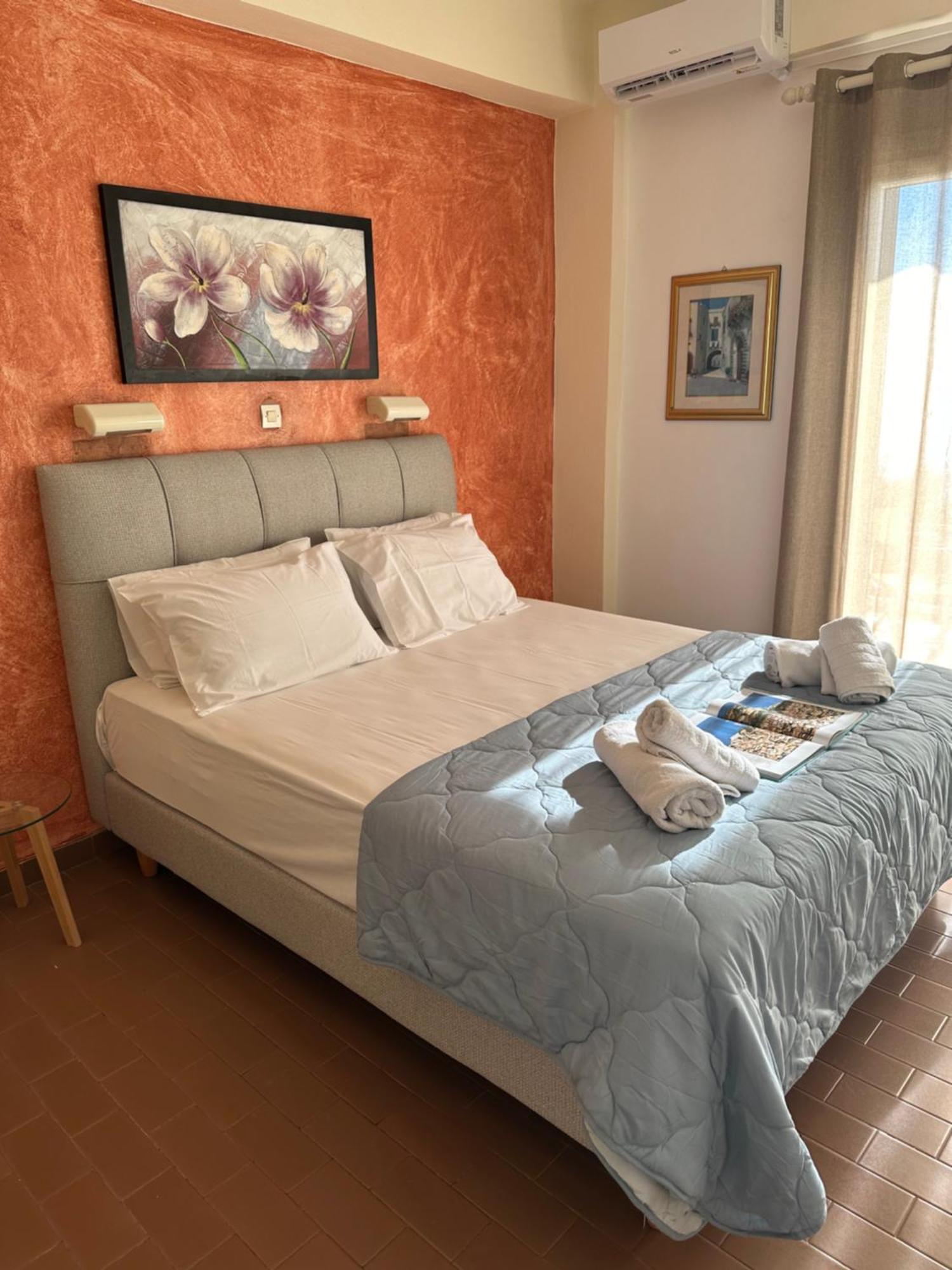 Vladimiros Apartments Barbati Ngoại thất bức ảnh