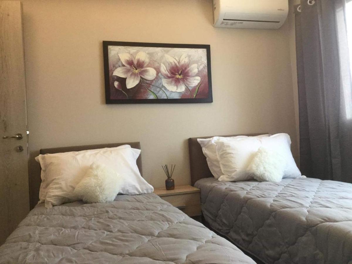 Vladimiros Apartments Barbati Ngoại thất bức ảnh